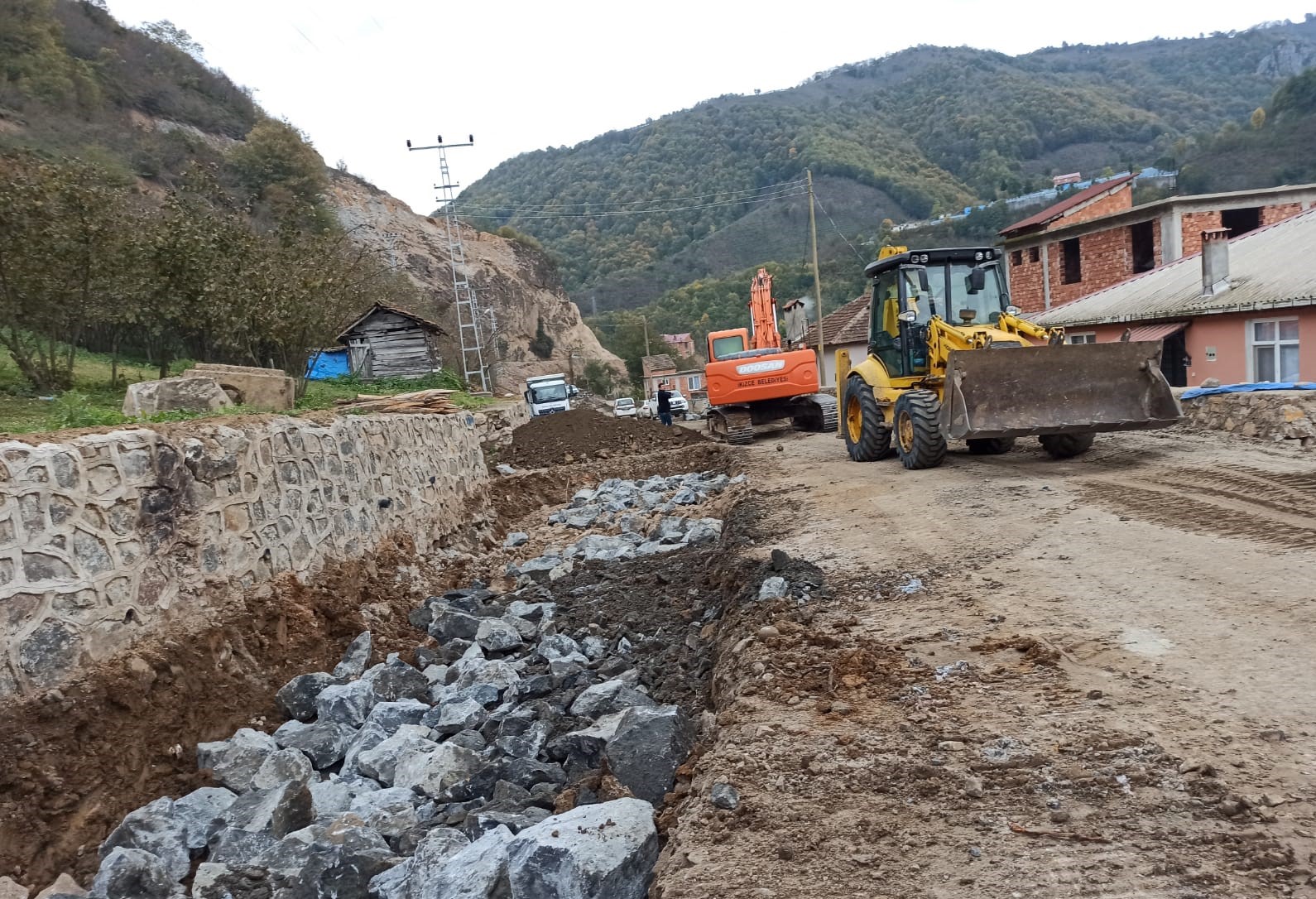 BÜYÜKŞEHİR İKİZCE’DE YOĞUN TEMPO (2)