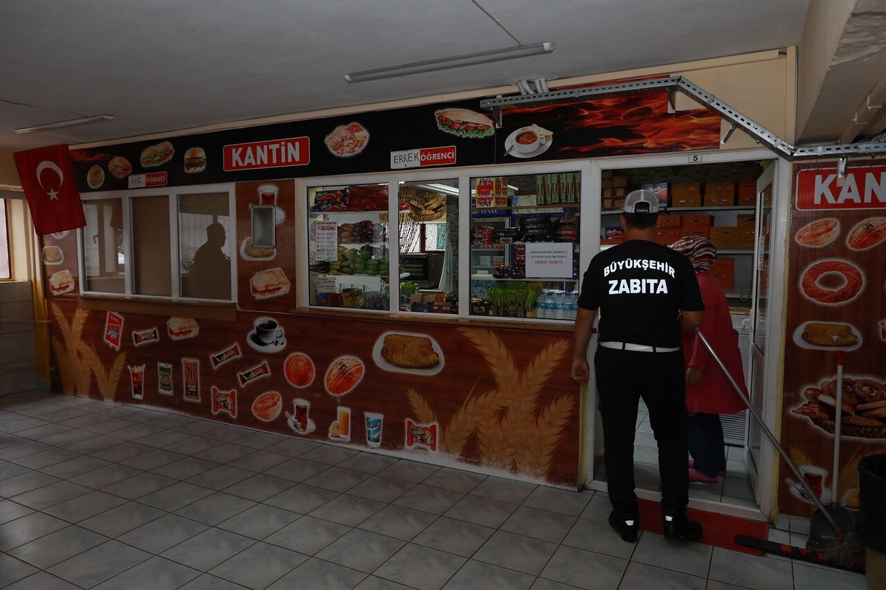 BÜYÜKŞEHİR ZABITASI İŞİ SIKI TUTUYOR (4)