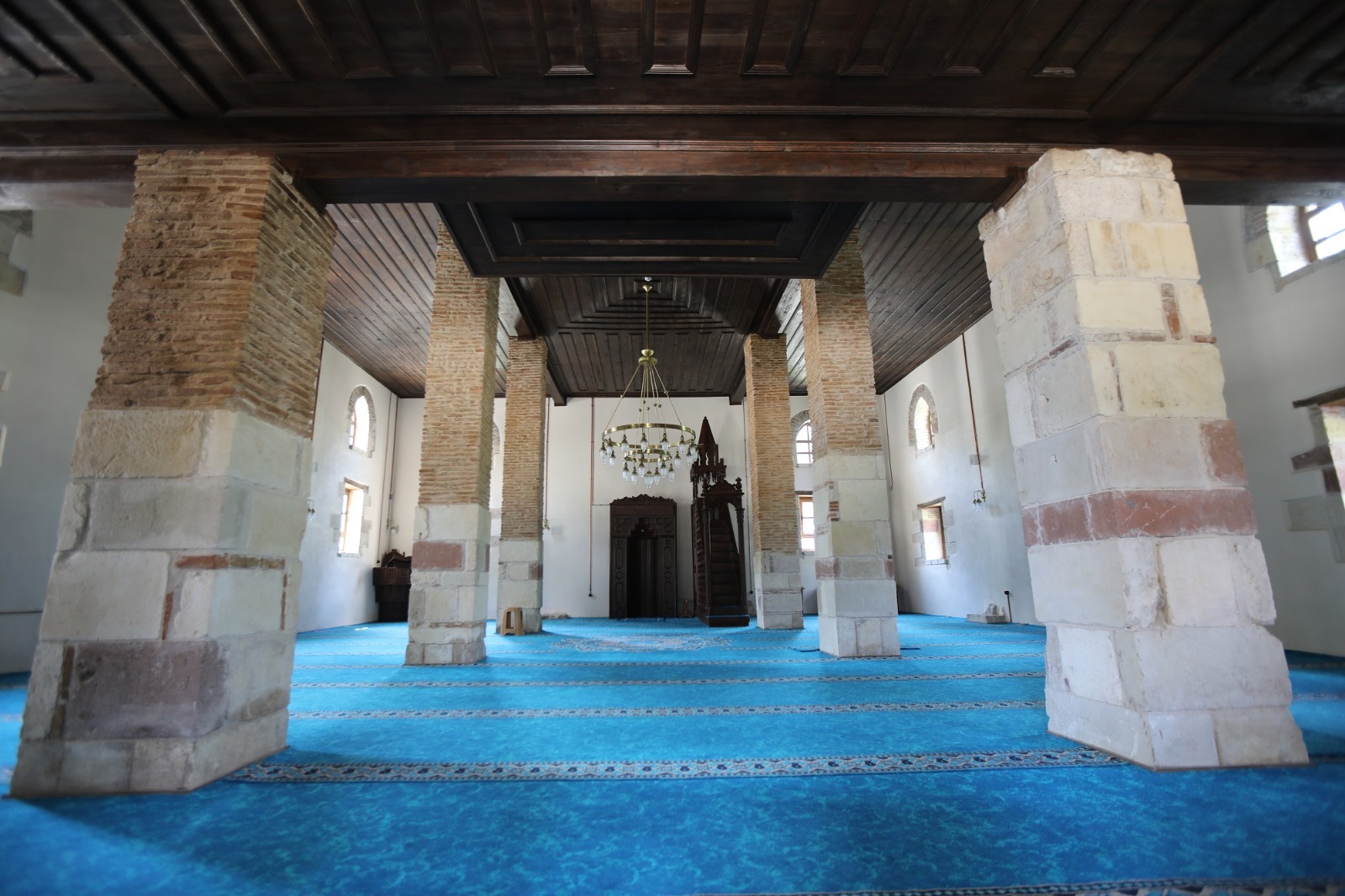 Eski̇pazar Cami̇i̇ İbadete Açilmaya Gün Sayiyor (1)